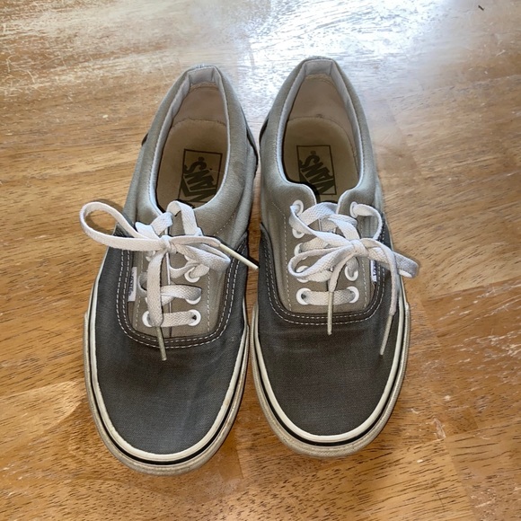women's size 8 in mens vans